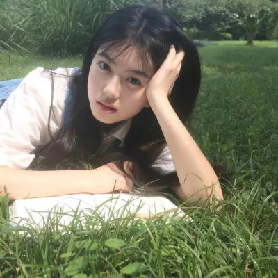 弘大诊所 海报